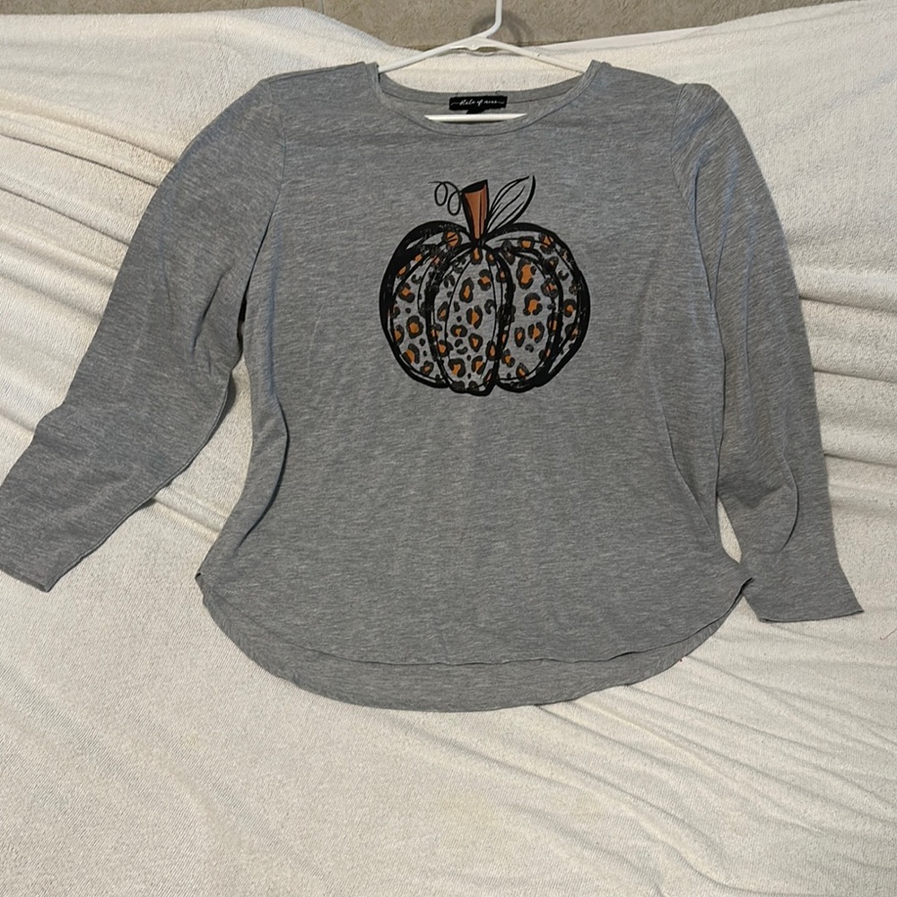 State of Mind Gray Long Sleeve Top-Pumpkin Blouse
